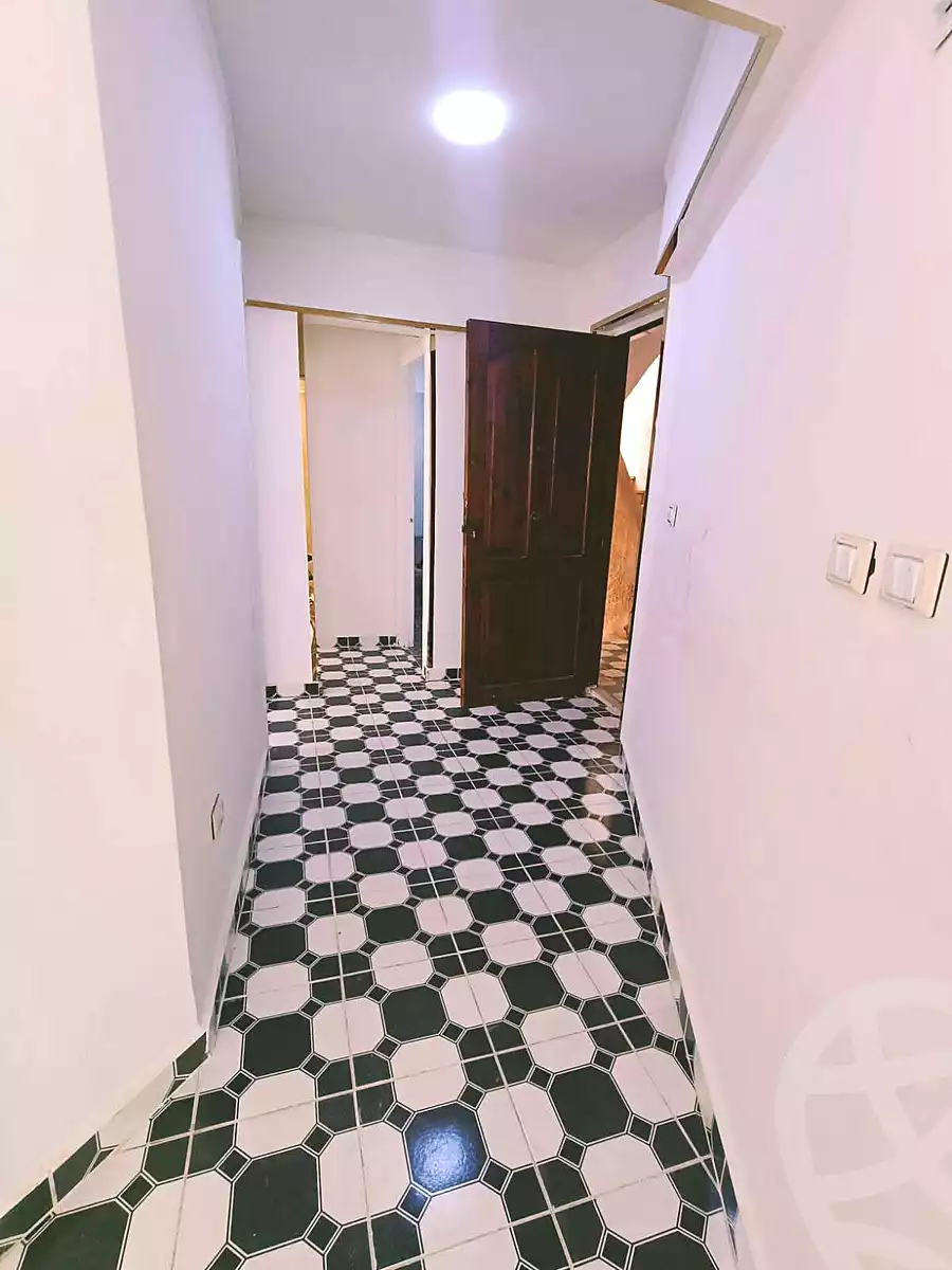 https://aqarmap.com.eg/en/listing/6911469-for-sale-alexandria-al-agamy-shataa-el-nakheel