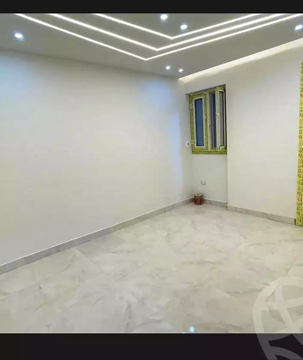 https://aqarmap.com.eg/en/listing/6911564-for-sale-alexandria-al-agamy-lbytsh-ibrahim-othman-st