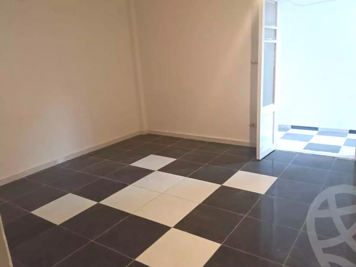 https://aqarmap.com.eg/ar/listing/6911674-for-sale-alexandria-sydy-bshr-sydy-bshr-qbly-cairo-st