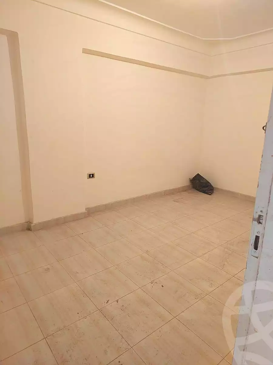 https://aqarmap.com.eg/en/listing/6911995-for-rent-alexandria-al-agamy-lbytsh-el-hanafeya-st