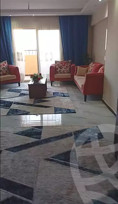 https://aqarmap.com.eg/ar/listing/6912121-for-sale-cairo-helwan-ahmed-enci-st