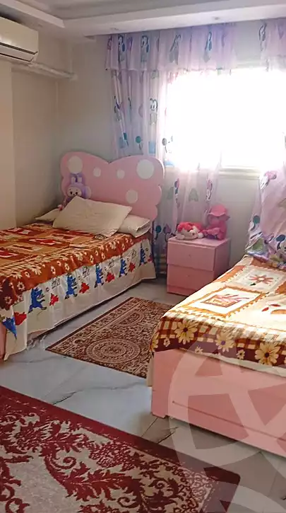 https://aqarmap.com.eg/ar/listing/6912121-for-sale-cairo-helwan-ahmed-enci-st