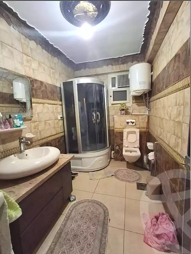 https://aqarmap.com.eg/ar/listing/6912638-for-sale-alexandria-al-agamy-lbytsh-qased-kareem-st