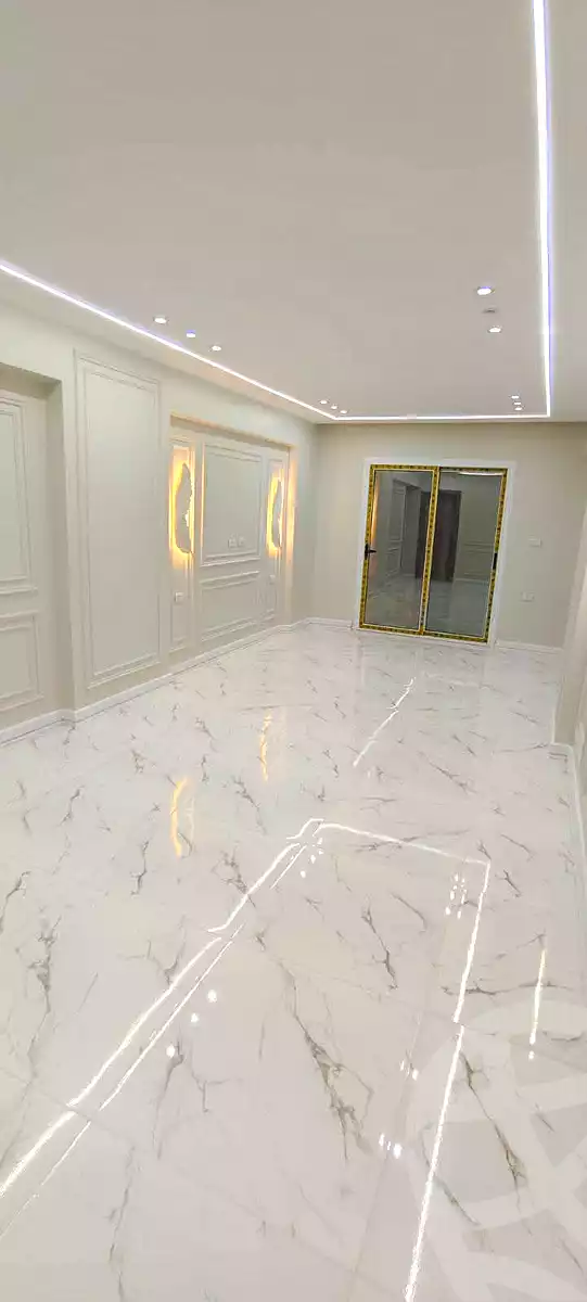 https://aqarmap.com.eg/ar/listing/6912639-for-sale-alexandria-al-agamy-el-hanouvel