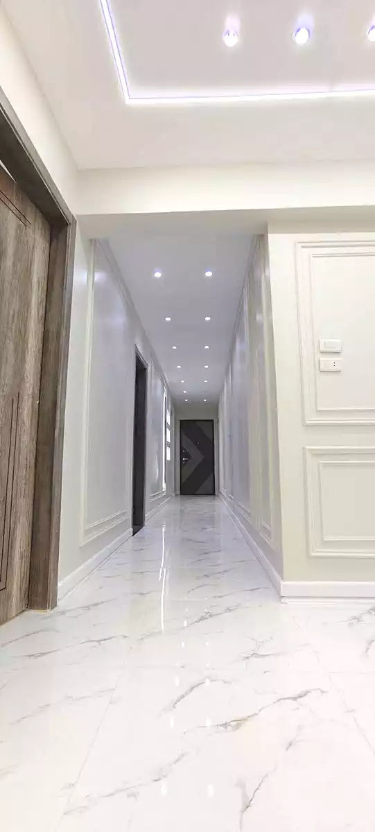 https://aqarmap.com.eg/ar/listing/6912639-for-sale-alexandria-al-agamy-el-hanouvel