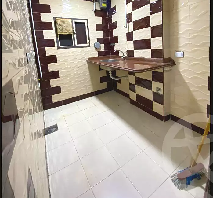 https://aqarmap.com.eg/ar/listing/6912841-for-sale-alexandria-al-agamy-lbytsh-ain-shams-st
