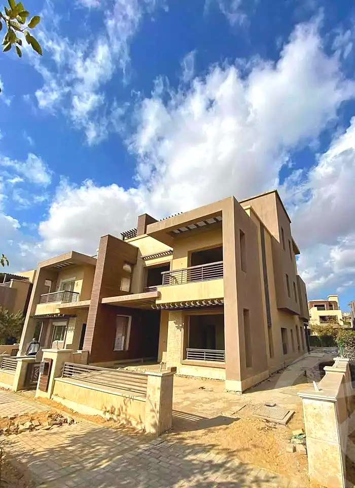 https://aqarmap.com.eg/en/listing/6913455-for-sale-cairo-el-sheikh-zayed-city-compounds-zayed-dunes