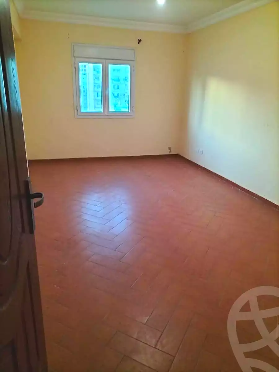 https://aqarmap.com.eg/ar/listing/6914029-for-rent-alexandria-camp-cesar