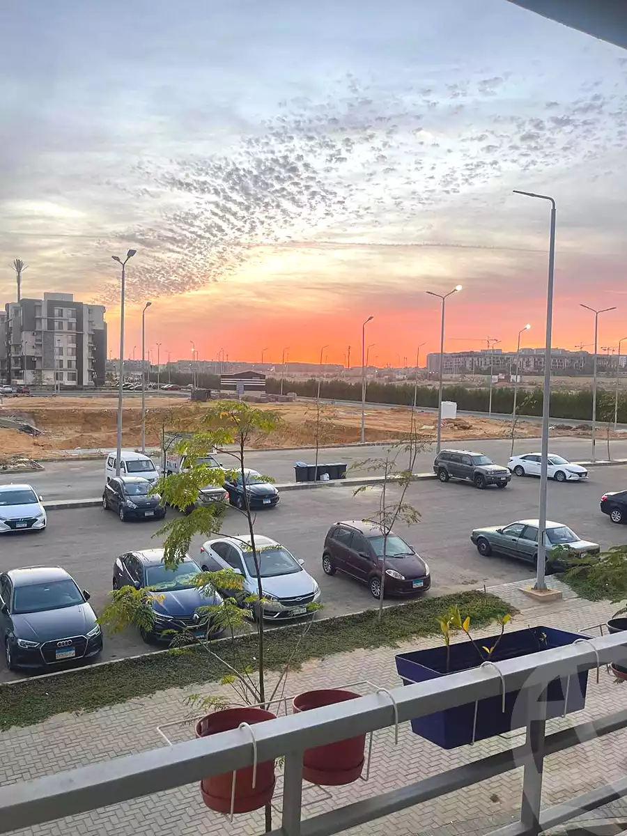 https://aqarmap.com.eg/ar/listing/6914333-for-rent-cairo-el-sheikh-zayed-city-compounds-jn-2