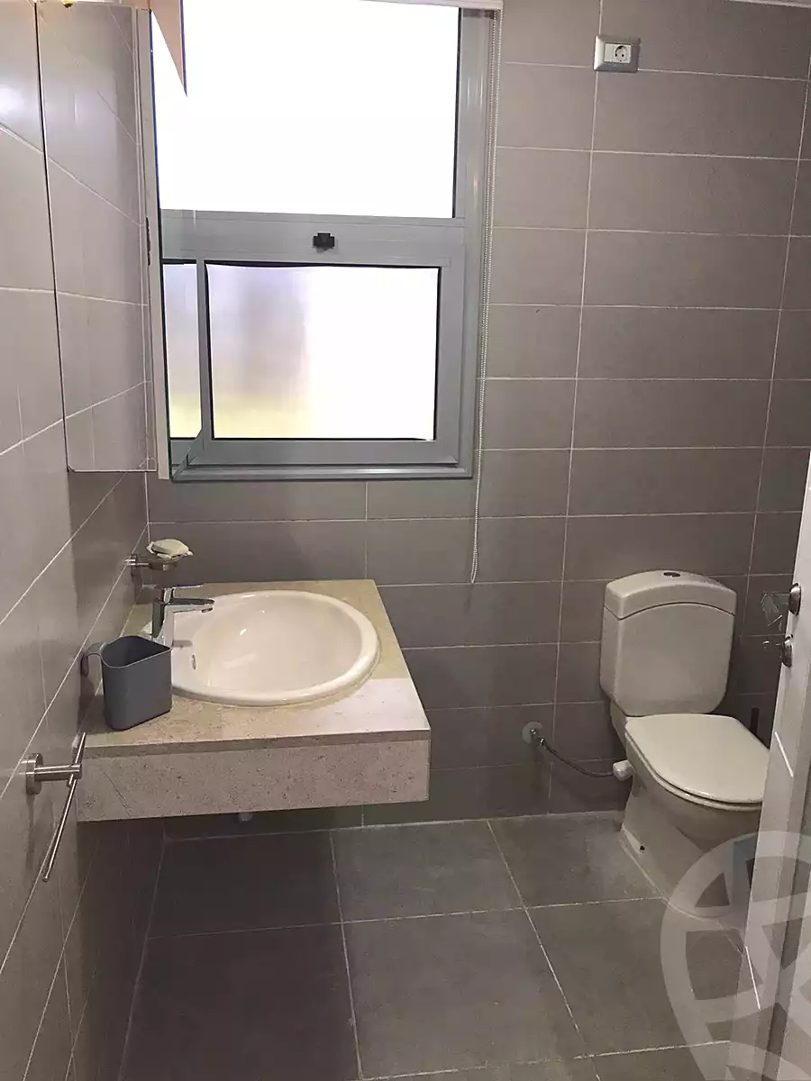 https://aqarmap.com.eg/en/listing/6914349-for-rent-cairo-el-sheikh-zayed-city-compounds