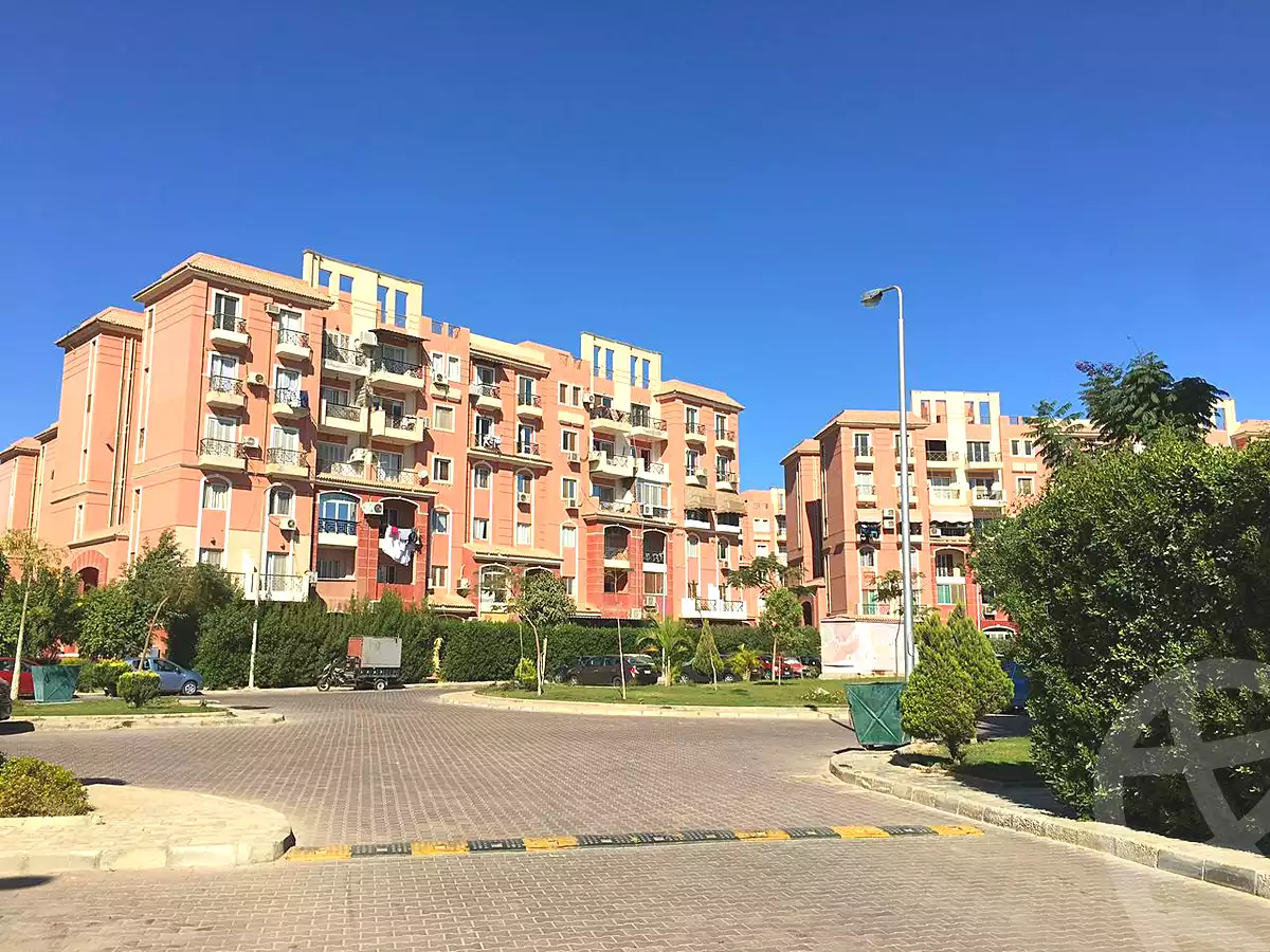 https://aqarmap.com.eg/en/listing/6914499-for-sale-cairo-el-sheikh-zayed-city-compounds-rawdet-zayed