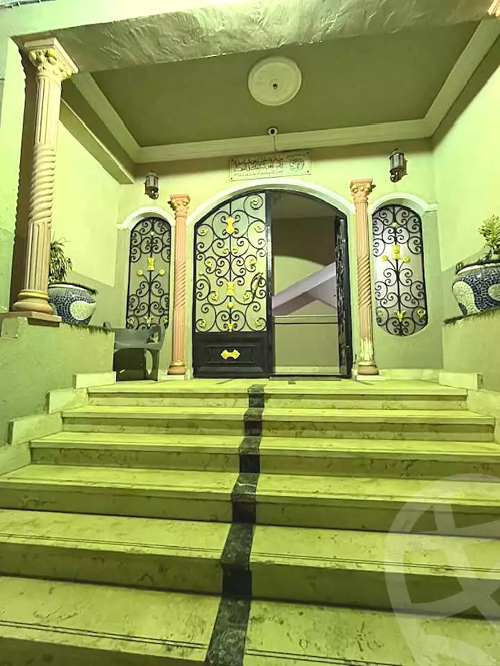 https://aqarmap.com.eg/ar/listing/6914614-for-sale-cairo-15th-of-may-family-housing