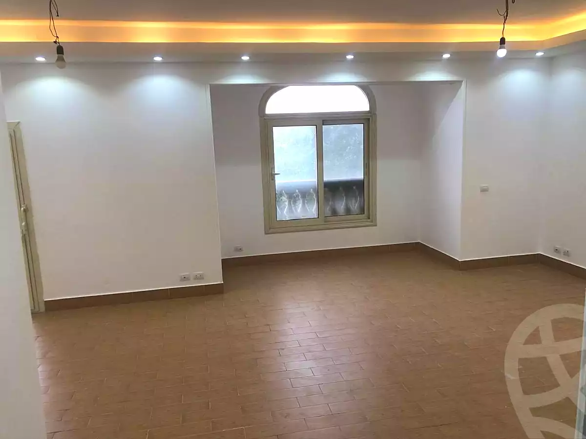 https://aqarmap.com.eg/ar/listing/6914659-for-rent-cairo-new-cairo-el-ahyaa-fifth-neighborhood-street-35