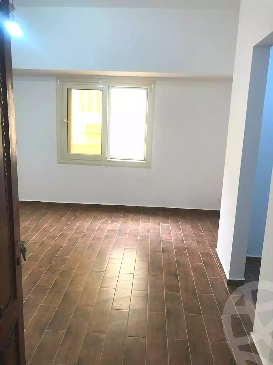 https://aqarmap.com.eg/ar/listing/6914659-for-rent-cairo-new-cairo-el-ahyaa-fifth-neighborhood-street-35