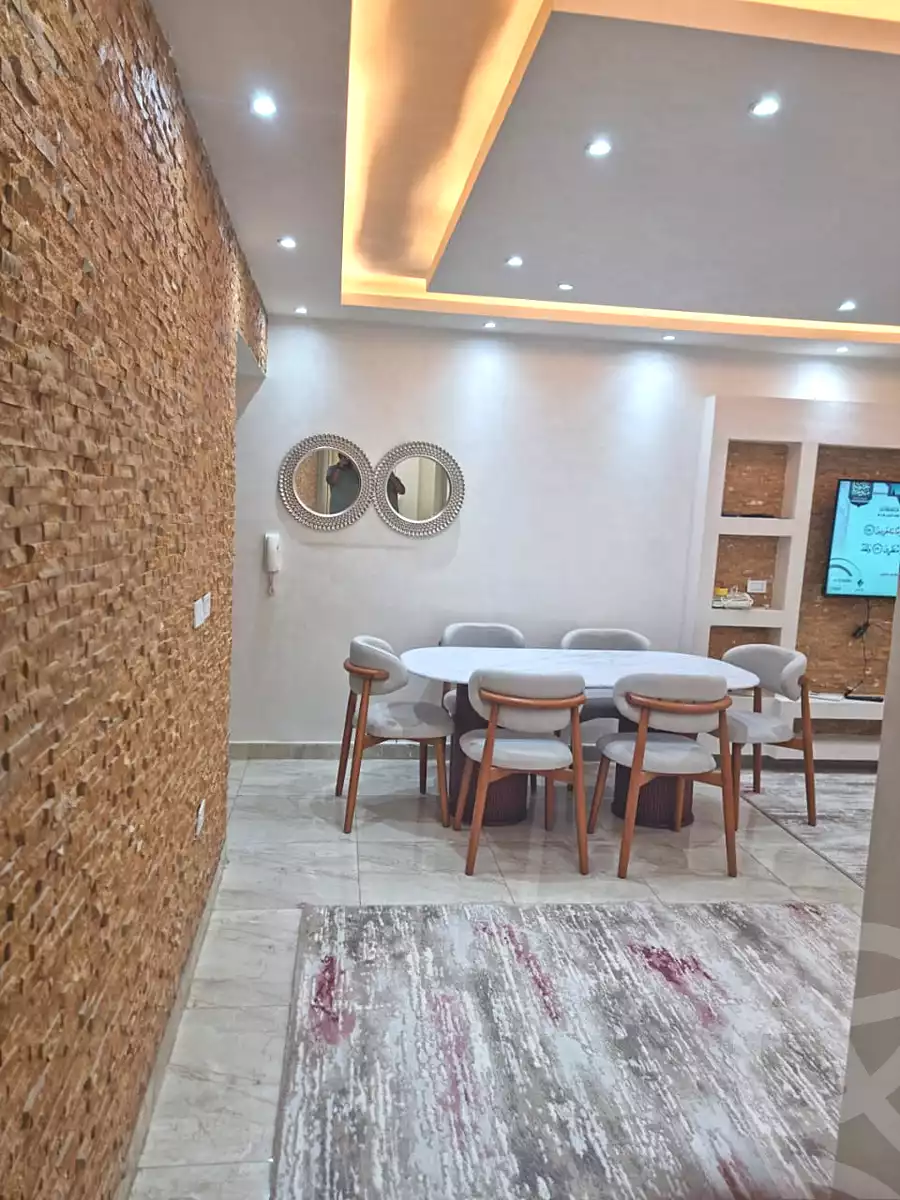 https://aqarmap.com.eg/en/listing/6914716-for-rent-cairo-el-sheikh-zayed-city-compounds-jn-1