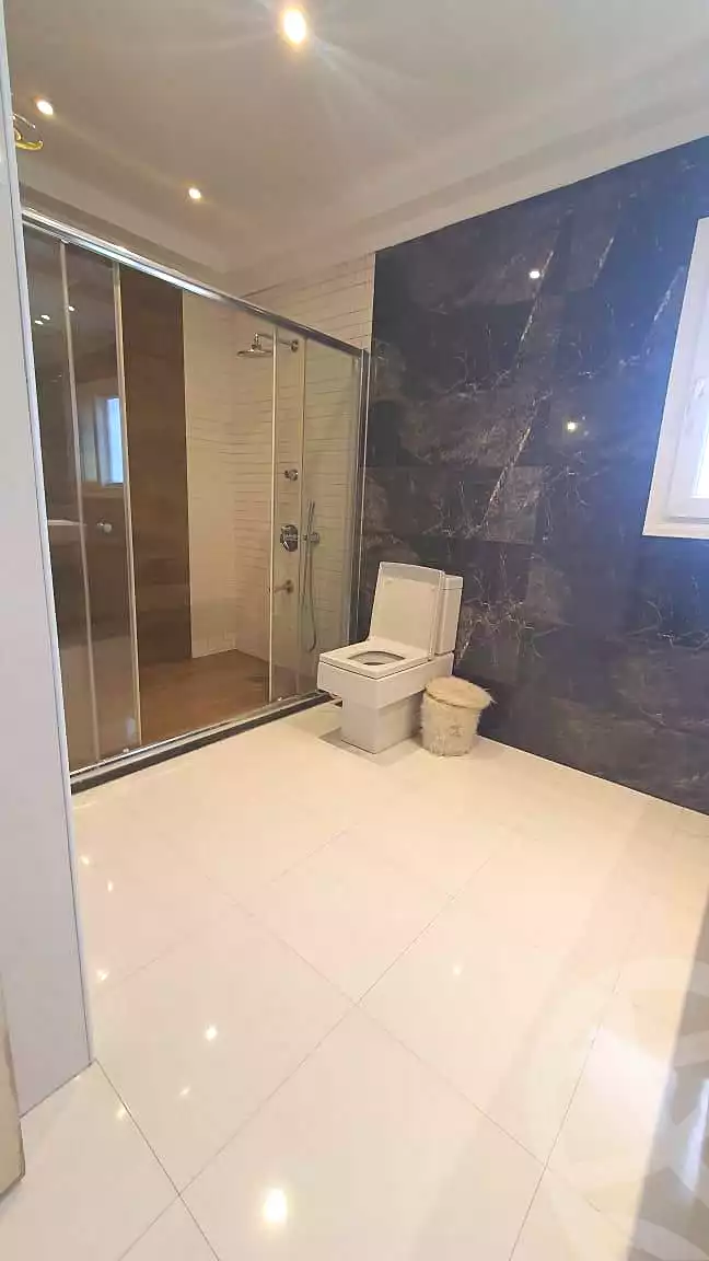 https://aqarmap.com.eg/en/listing/6915131-for-sale-cairo-new-cairo-compounds-mountain-view-1