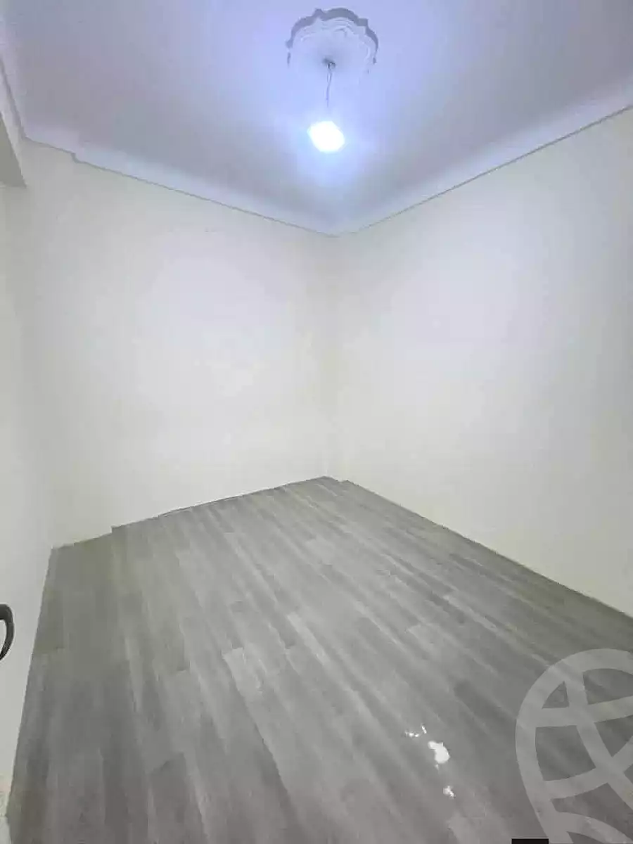 https://aqarmap.com.eg/ar/listing/6915812-for-sale-alexandria-lsywf-el-falki