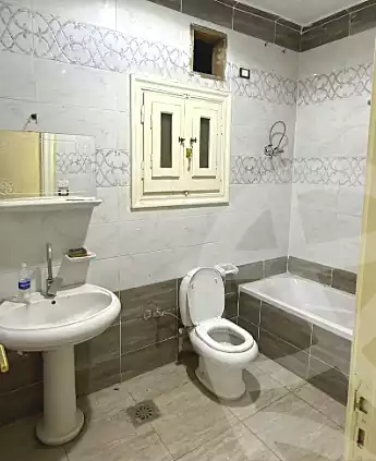 https://aqarmap.com.eg/ar/listing/6916137-for-rent-sharqia-zagazig-zagazig-city-markaz-farouk-st