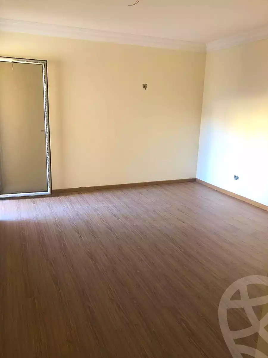 https://aqarmap.com.eg/en/listing/6916450-for-rent-alexandria-smouha-mostafa-kamel-st