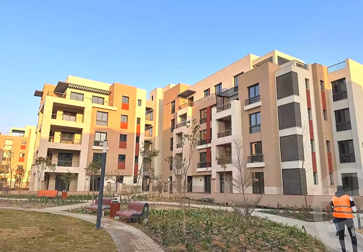 https://aqarmap.com.eg/ar/listing/6916878-for-sale-cairo-new-cairo-compounds-district-5-the-plateau-district-5