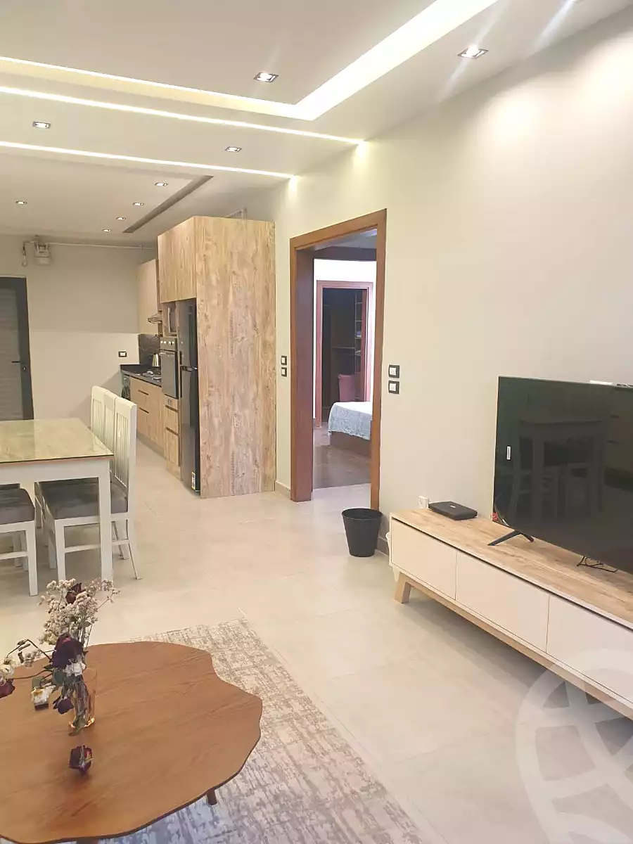 https://aqarmap.com.eg/en/listing/6916941-for-rent-cairo-new-cairo-compounds-lakeview-residence