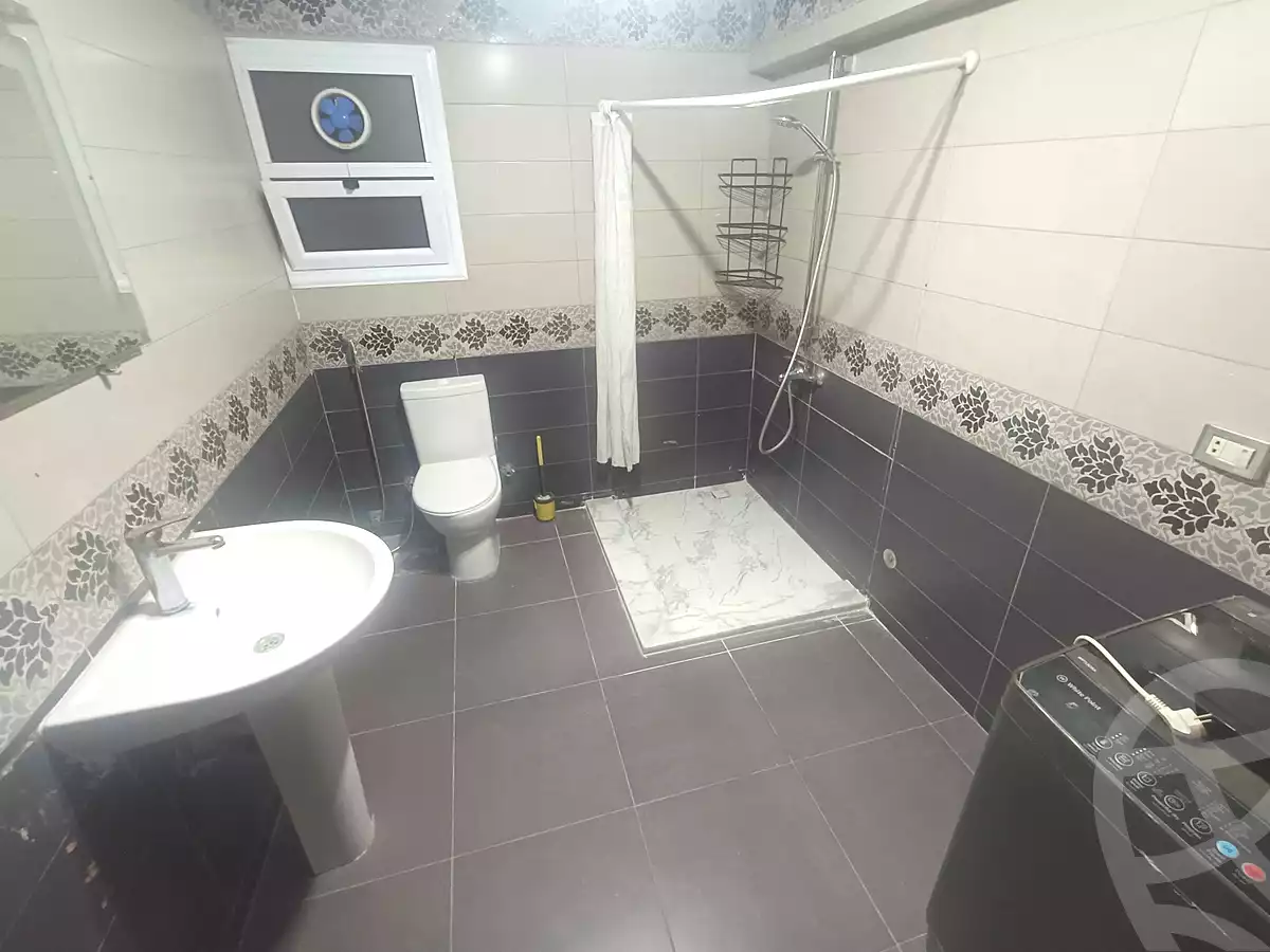 https://aqarmap.com.eg/ar/listing/6404202-for-rent-cairo-el-mohandesen-shareaa-ahmed-orabi
