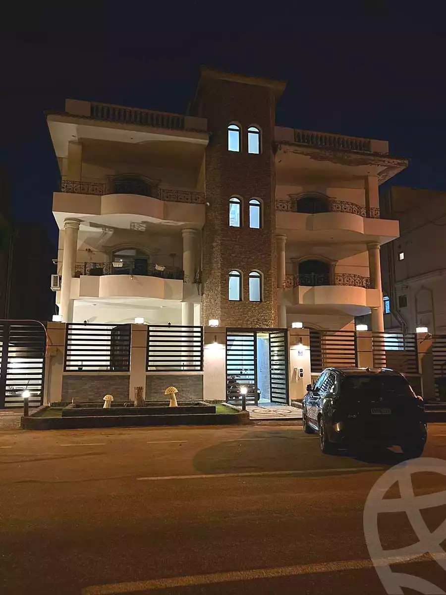 https://aqarmap.com.eg/ar/listing/6918174-for-sale-cairo-new-cairo-compounds-mivida-mivida-business-park-emaar