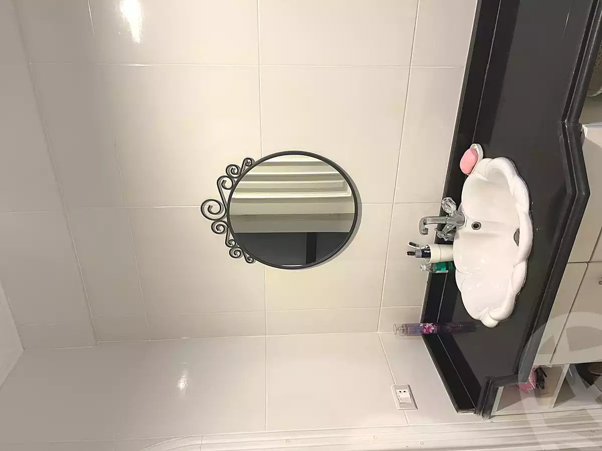 https://aqarmap.com.eg/ar/listing/6918195-for-sale-cairo-new-cairo-ganob-el-akadamiya-south-academy-b-youssef-gohar-atya-st