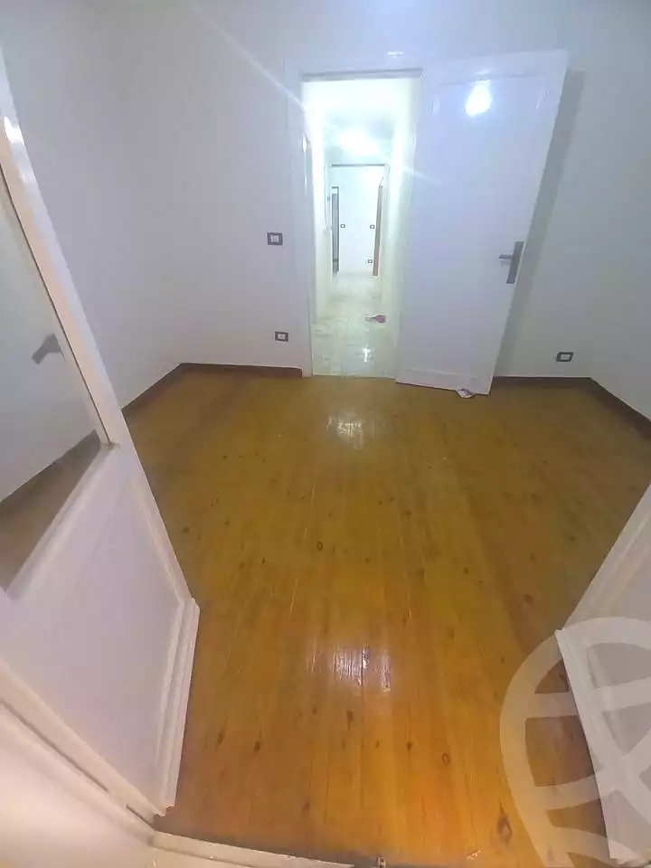 https://aqarmap.com.eg/ar/listing/6919046-for-sale-alexandria-el-mandara-shr-jml-bd-lnsr