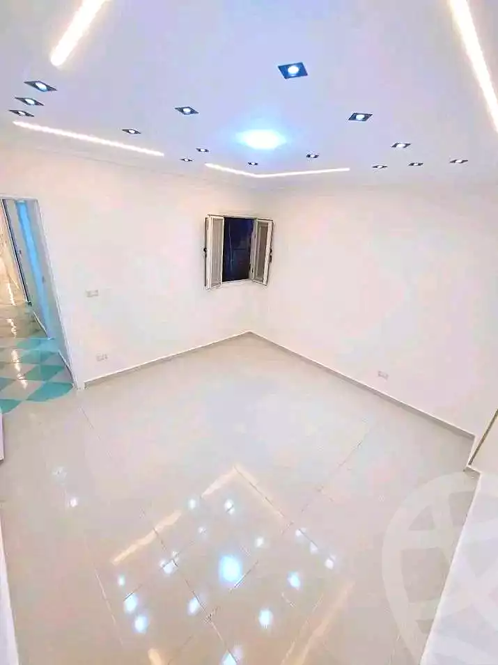 https://aqarmap.com.eg/ar/listing/6919072-for-sale-alexandria-sydy-bshr-sydy-bshr-bhry-shr-khld-bn-lwlyd