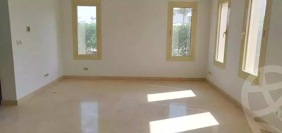 فيلا بـ٤ غرف نوم في ميفيدا، صورة ٤ من ١٠
