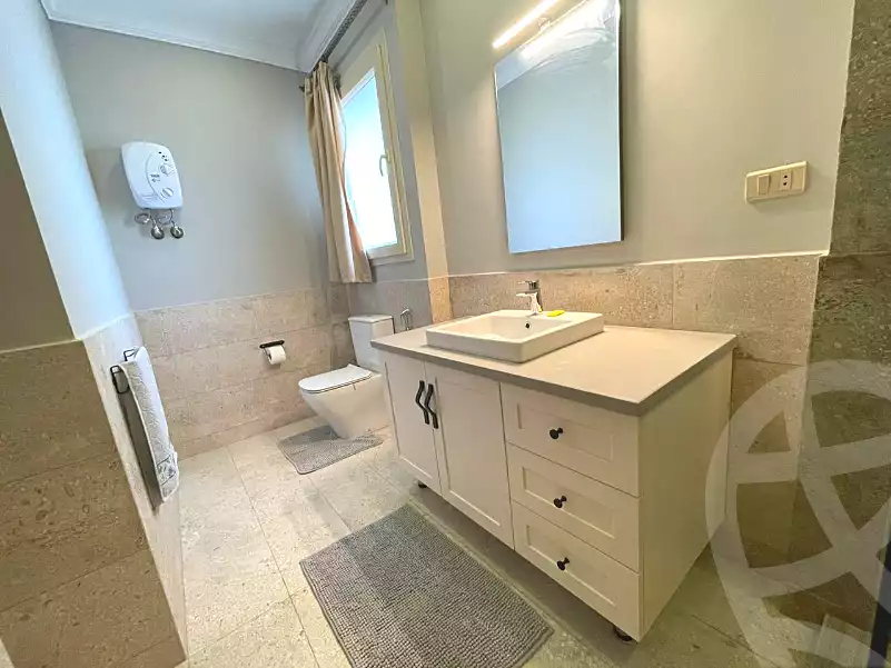 https://aqarmap.com.eg/ar/listing/6919679-for-rent-cairo-new-cairo-compounds-lake-view