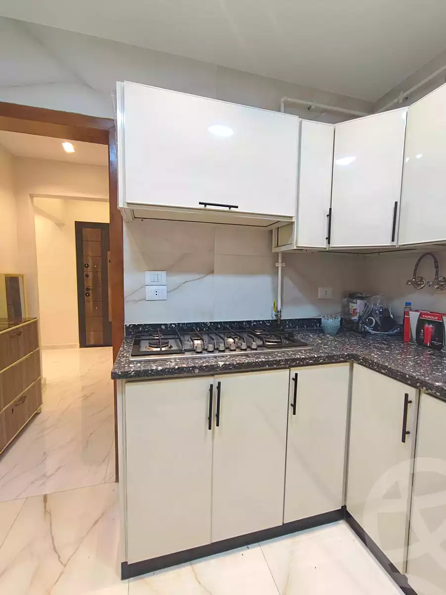 https://aqarmap.com.eg/ar/listing/6920001-for-rent-cairo-el-sheikh-zayed-city-compounds-el-khamayel