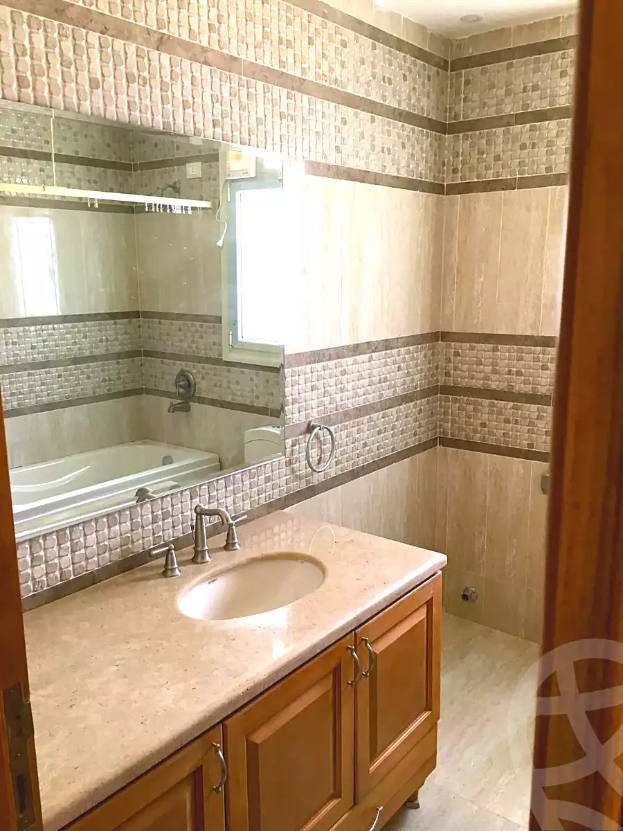 https://aqarmap.com.eg/ar/listing/6920224-for-rent-cairo-new-cairo-compounds-lake-view