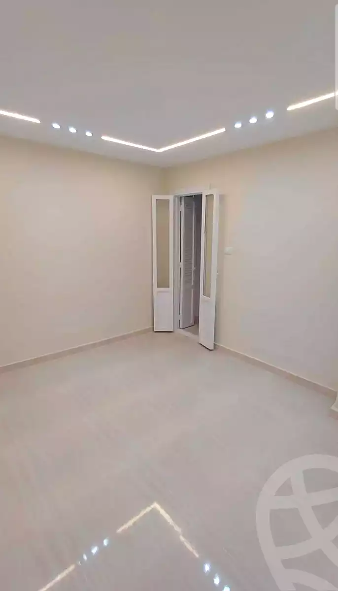 https://aqarmap.com.eg/ar/listing/6920245-for-sale-alexandria-sydy-bshr-sydy-bshr-bhry