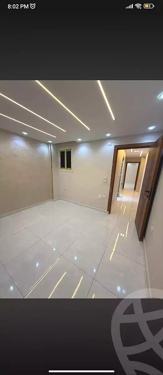 https://aqarmap.com.eg/en/listing/6920688-for-sale-cairo-el-haram-el-lebeny-soltan-khattab-st