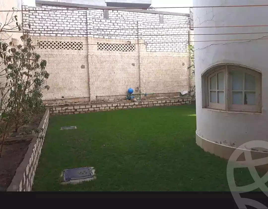 https://aqarmap.com.eg/ar/listing/6921152-for-sale-alexandria-al-agamy-lbytsh-el-hanafeya-st