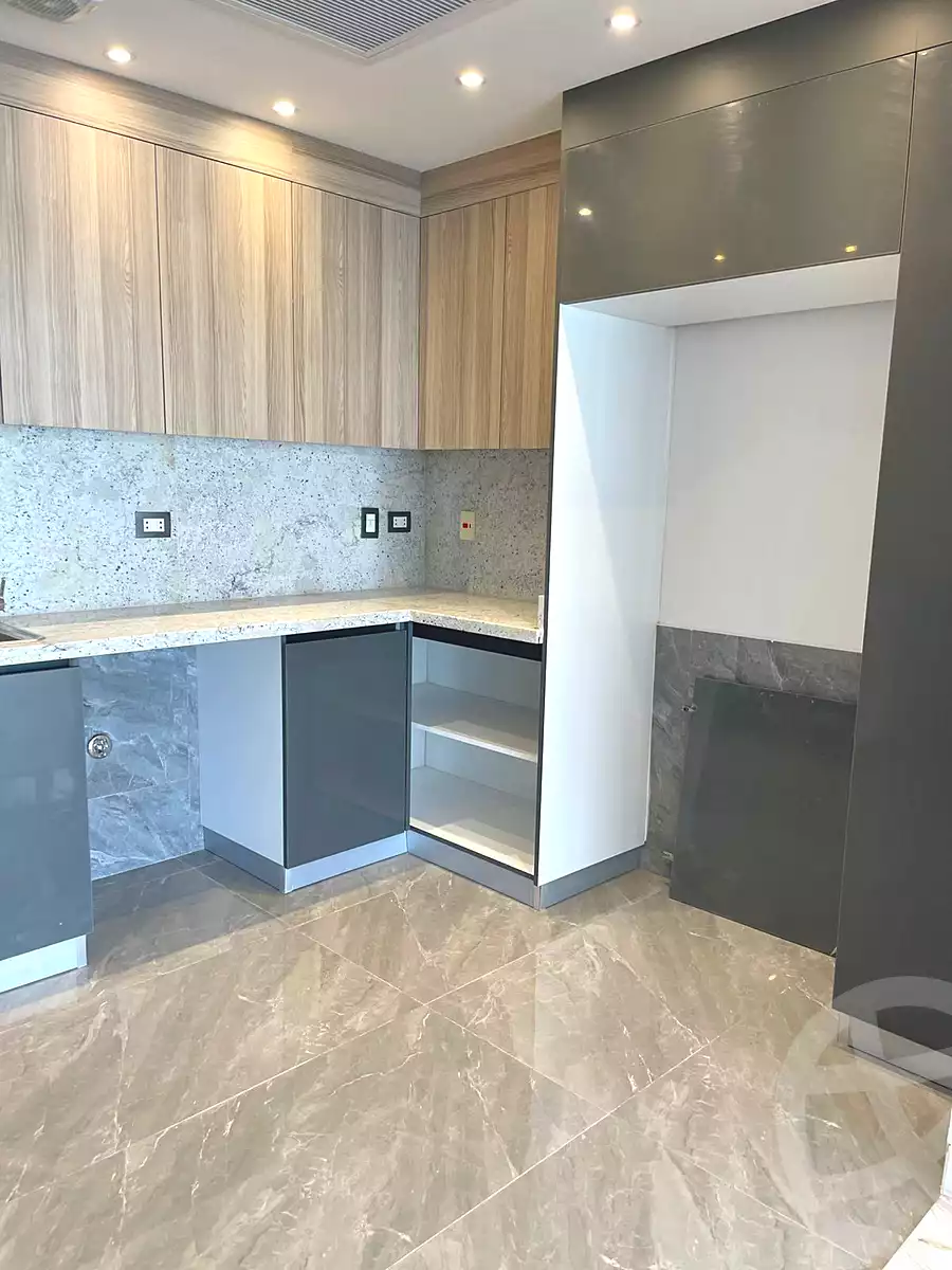 https://aqarmap.com.eg/ar/listing/6922132-for-sale-cairo-new-cairo-compounds-villette-kmbwnd-sky-kwndwz-swdyk-villette