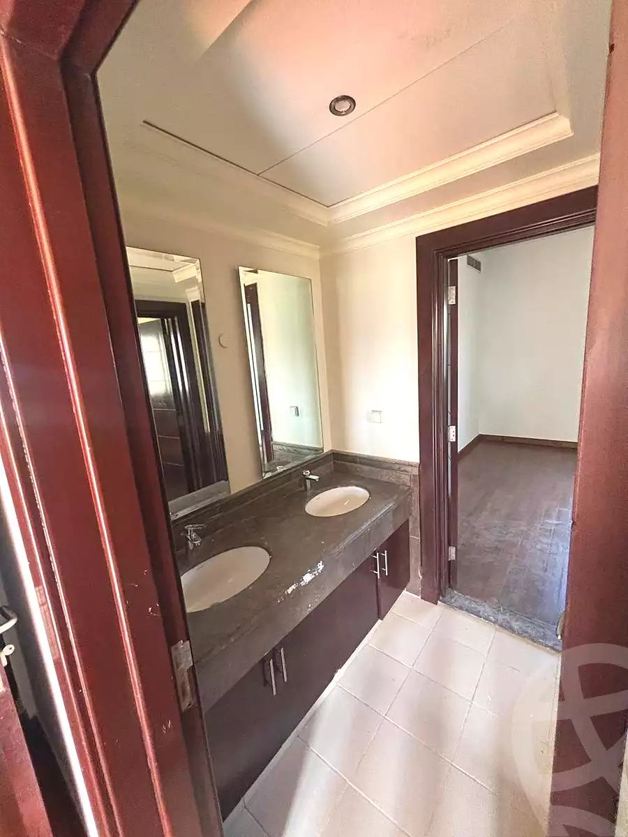 https://aqarmap.com.eg/ar/listing/6922243-for-sale-cairo-mokattam-compounds-uptown-cairo-alba-spendia-uptown-cairo