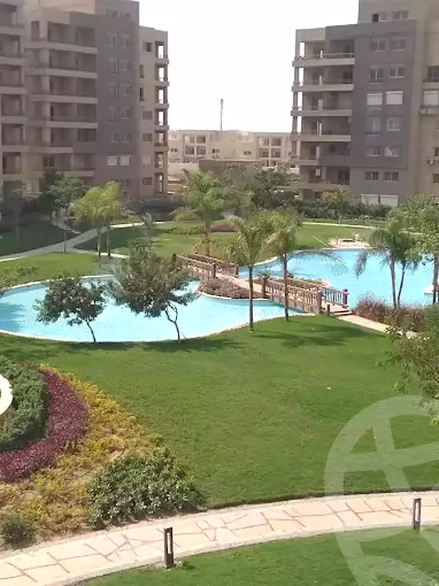 شقة بـ٤ غرف نوم في ذا سكوير، صورة ٣ من ١٠