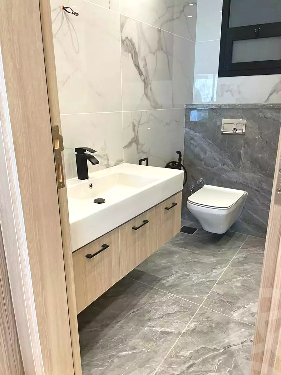 https://aqarmap.com.eg/ar/listing/6922812-for-rent-cairo-new-cairo-compounds-villette-kmbwnd-sky-kwndwz-swdyk-villette