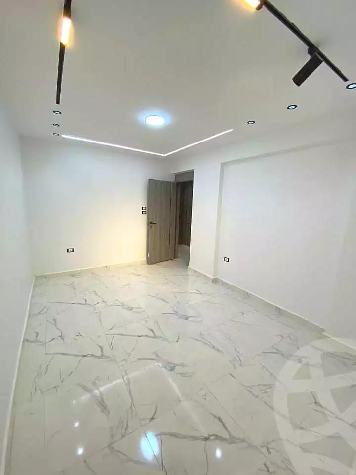 https://aqarmap.com.eg/en/listing/6923196-for-sale-alexandria-al-agamy-lbytsh-shahr-al-assal-st