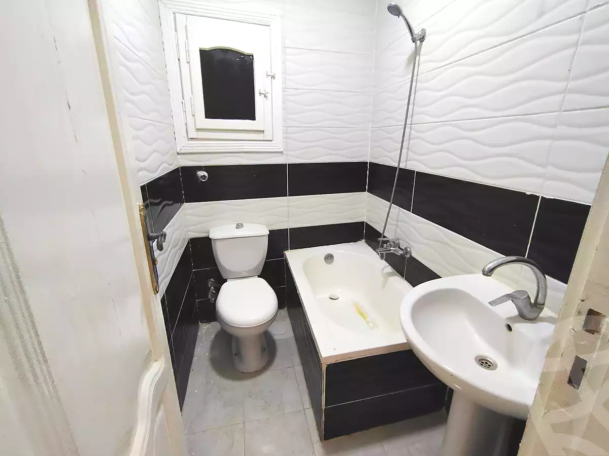 https://aqarmap.com.eg/ar/listing/6923769-for-sale-alexandria-al-agamy-shataa-el-nakheel