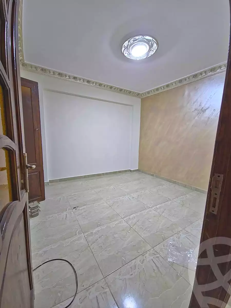 https://aqarmap.com.eg/ar/listing/6923804-for-sale-alexandria-al-agamy-el-hanouvel-al-haded-we-al-soulb-st