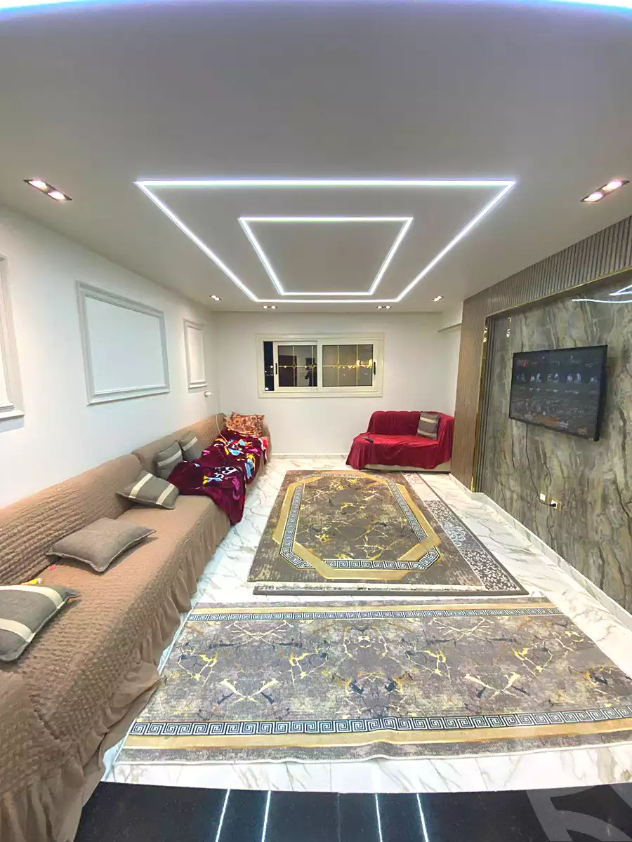 https://aqarmap.com.eg/ar/listing/6923917-for-sale-alexandria-bw-qyr-street-16