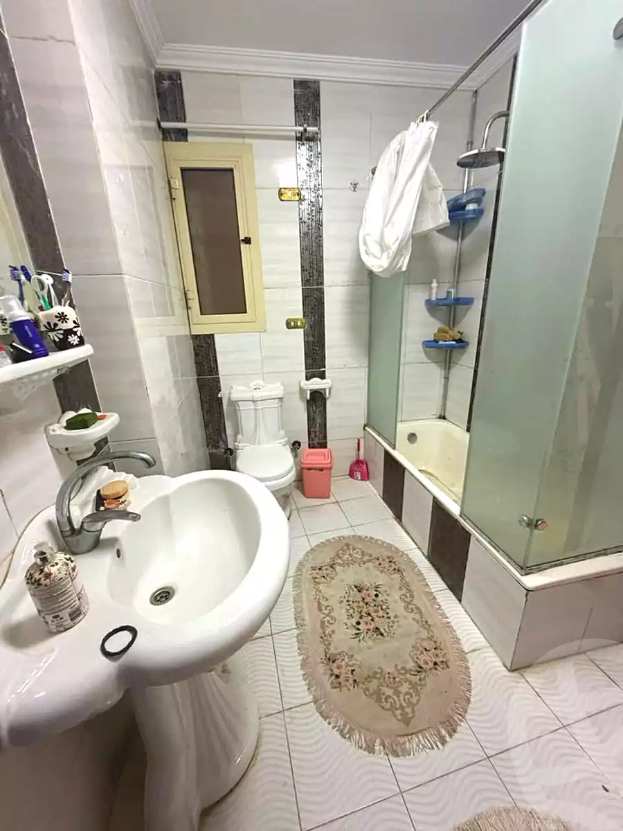 https://aqarmap.com.eg/en/listing/6924215-for-sale-cairo-el-haram-abo-el-feda-st