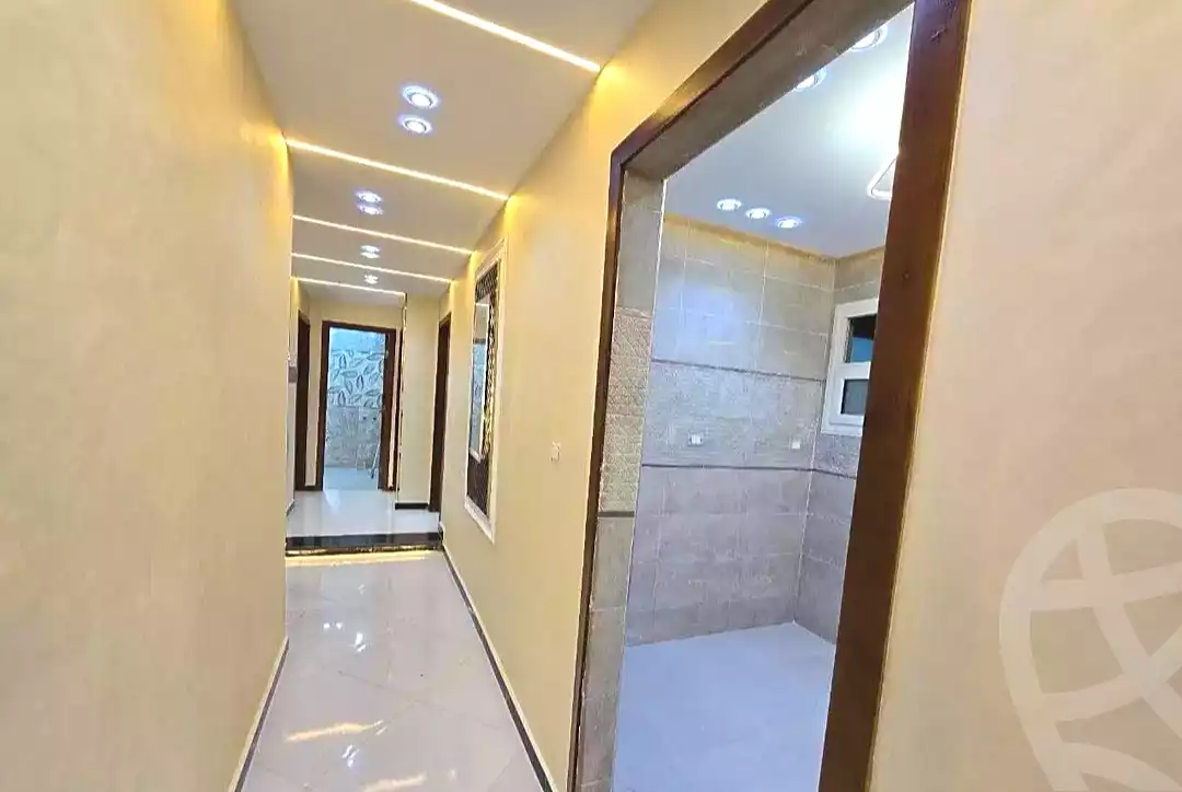 https://aqarmap.com.eg/ar/listing/6924378-for-sale-cairo-el-haram-el-lebeny-el-magzar-el-aly-st