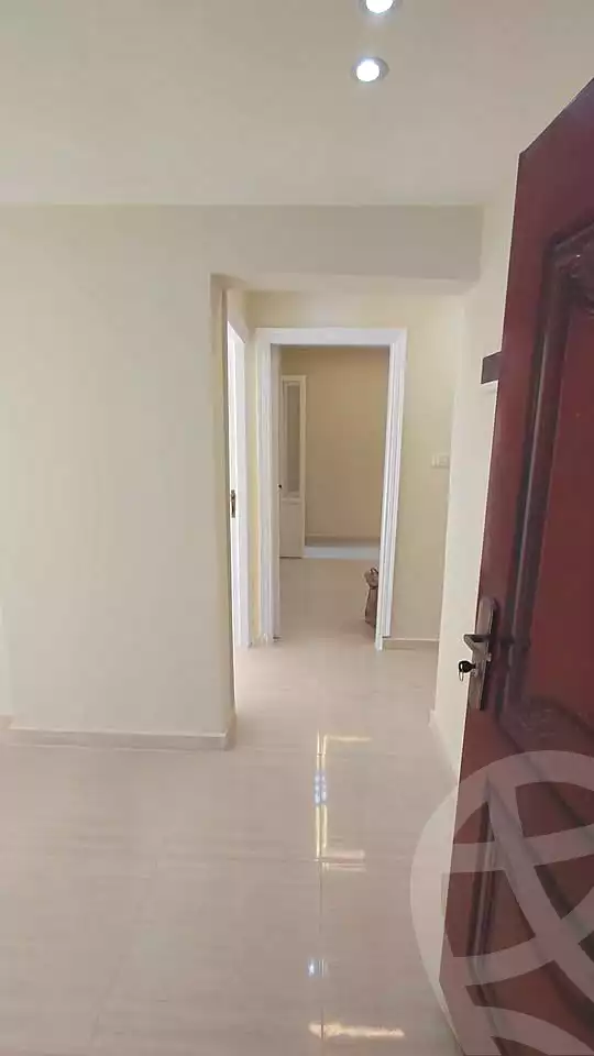 https://aqarmap.com.eg/ar/listing/6924745-for-sale-alexandria-sydy-bshr-sydy-bshr-bhry-gamal-abd-el-nasir-st