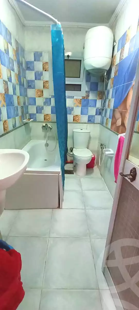 https://aqarmap.com.eg/en/listing/6924872-for-sale-cairo-helwan-helwan-el-sharkeya-ryad-pasha-st