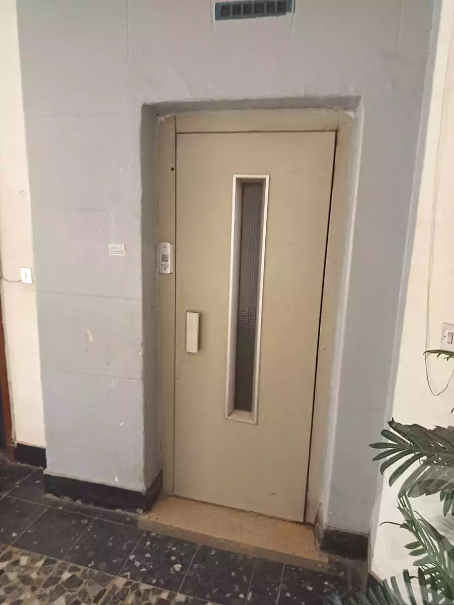 https://aqarmap.com.eg/ar/listing/6925380-for-rent-cairo-downtown-down-town
